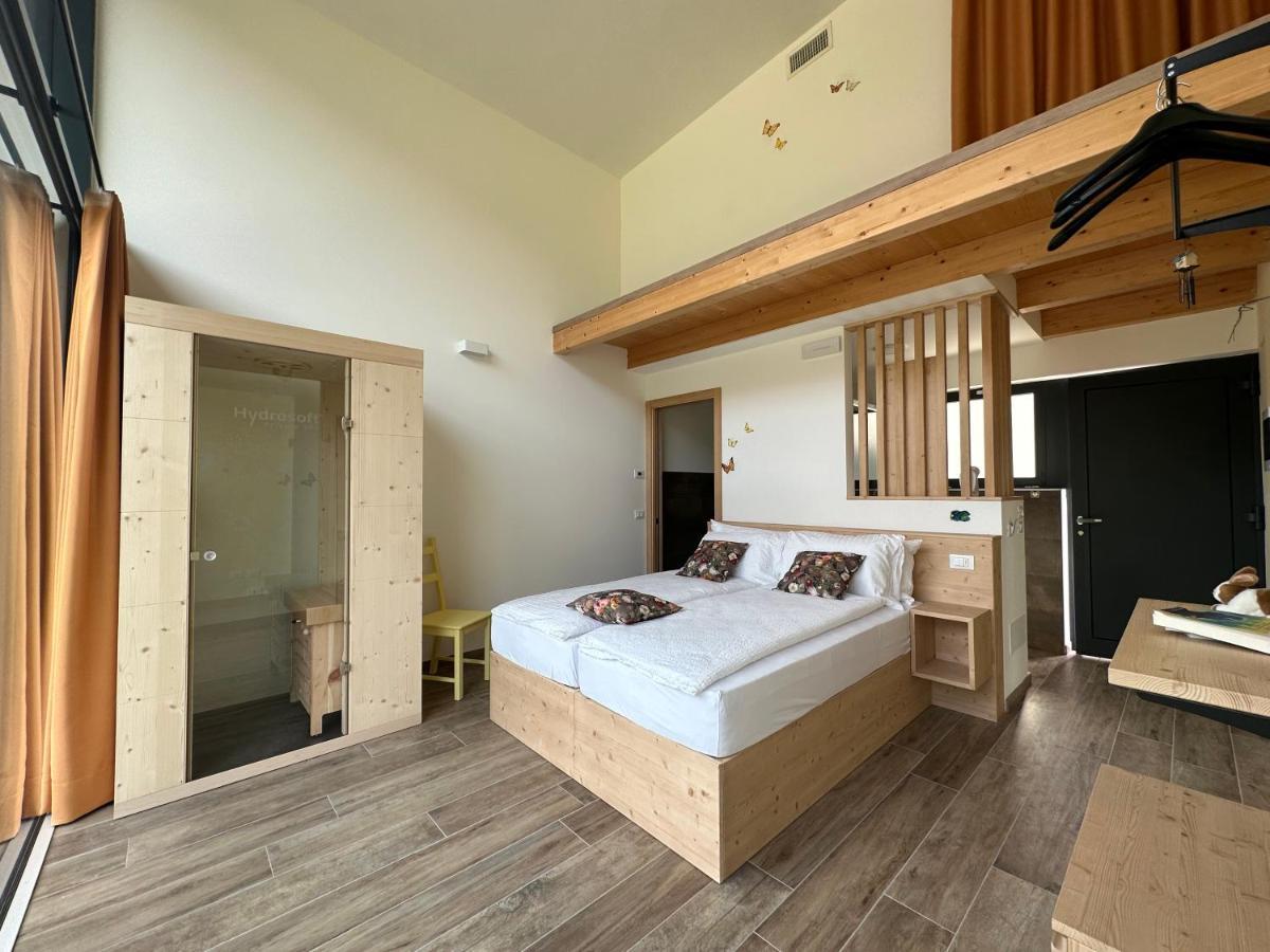 Agritur La Corte Dei Ciliegi Trento Bagian luar foto